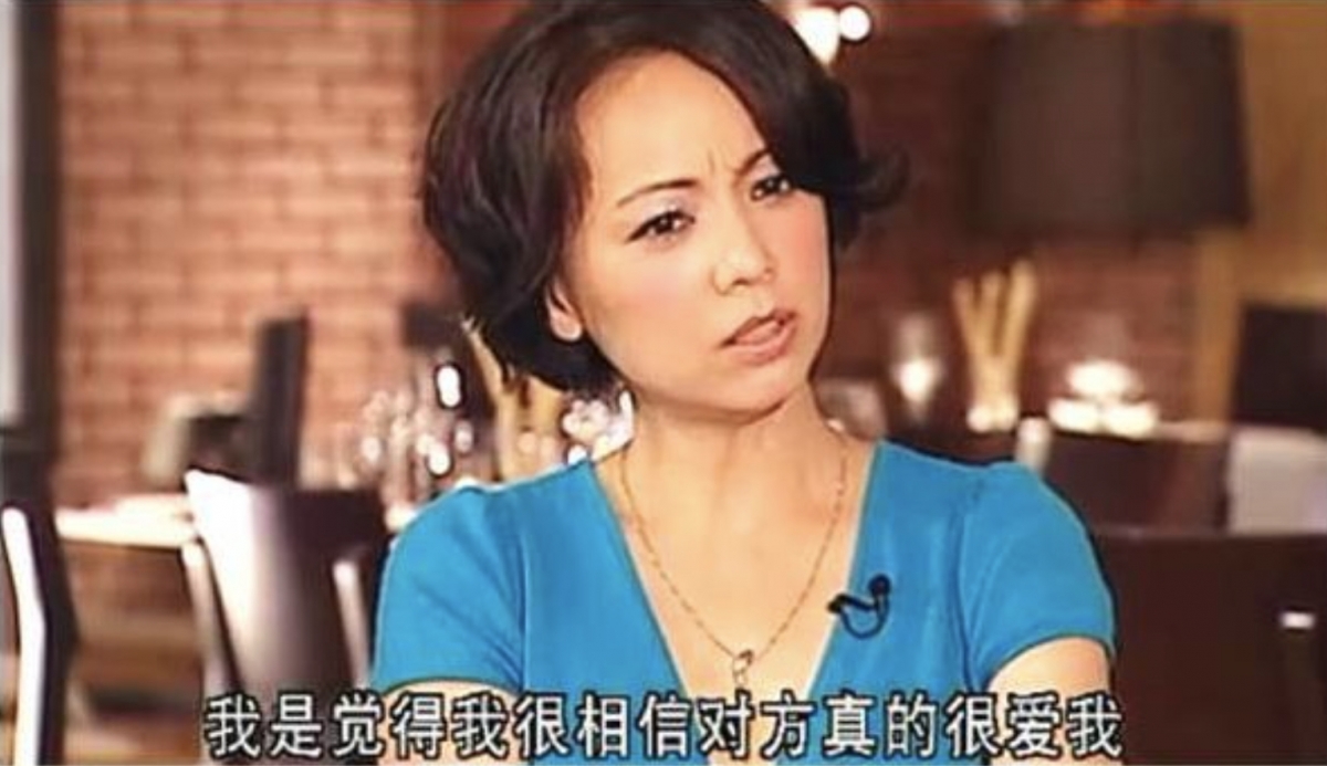 鄧萃雯亦提到,當時很相信對方真的很愛自己,而自己亦是願意為愛壯烈犧牲的人