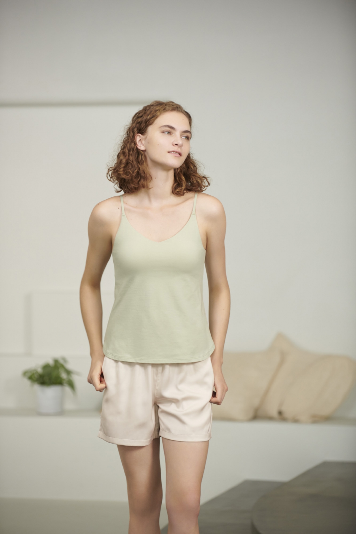 AIRism背心[附胸墊]（淺綠色）$149