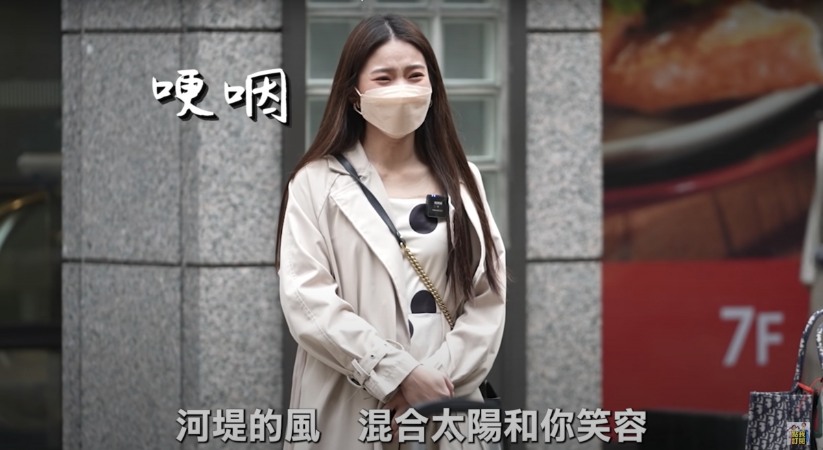 家寧聽著不禁流下淚水