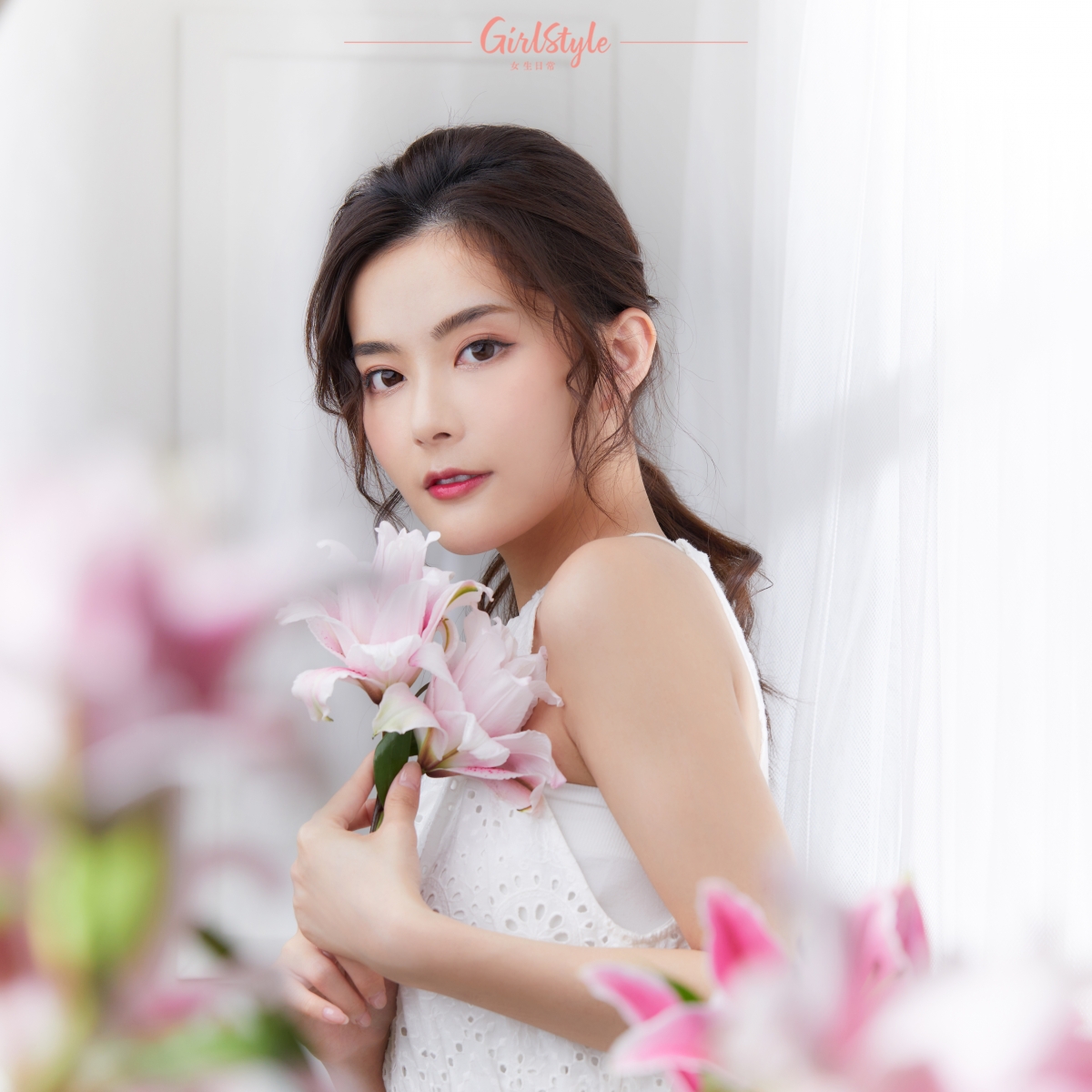 DG Beauty全新淡香氛Dolce Lily，展現出Dolce女孩甜美、活潑且充滿自信的一面，時刻展現真我個性的獨特魅力！