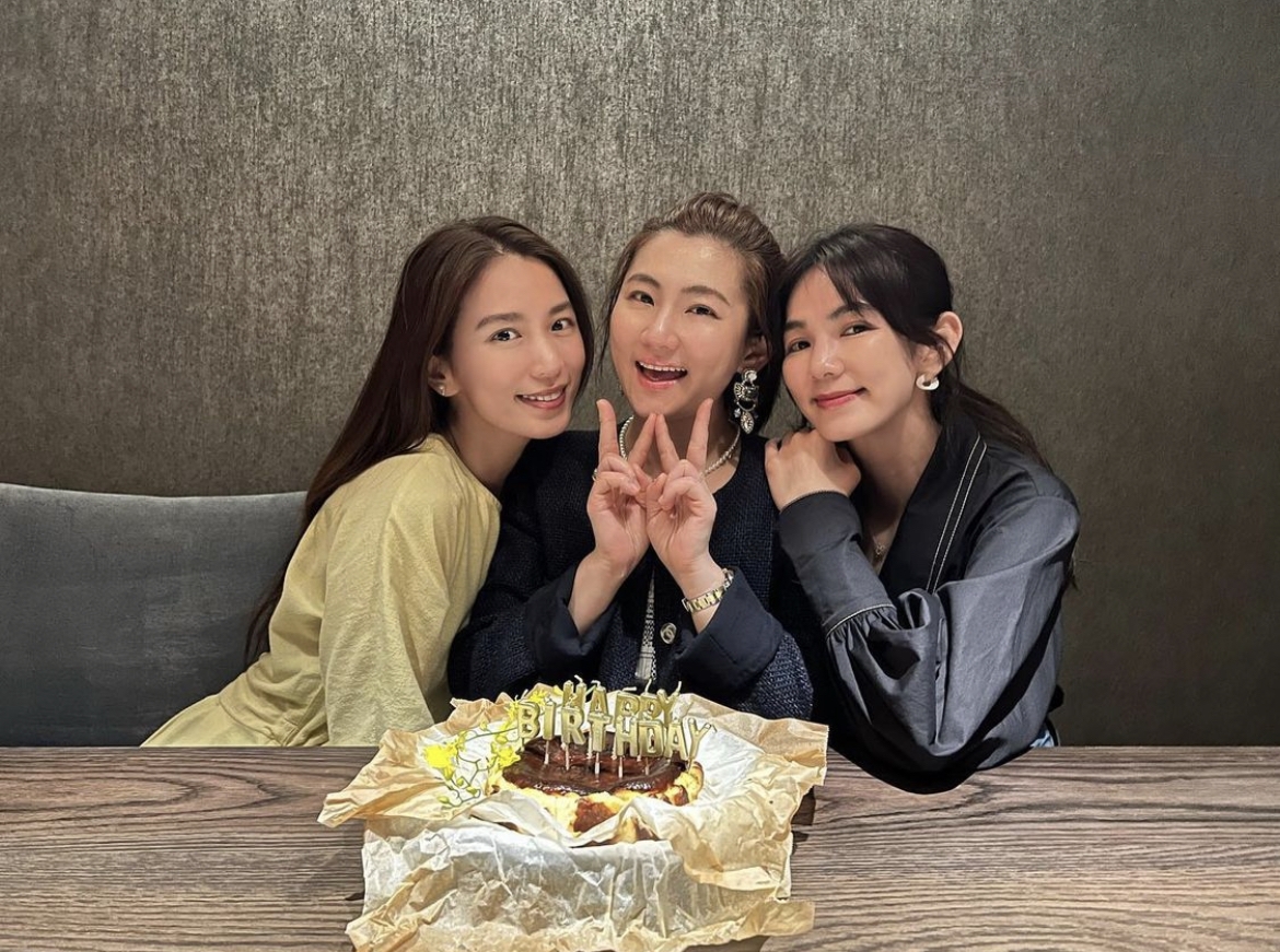 現年40歲的Selina向來人美聲甜,深受粉絲歡迎~