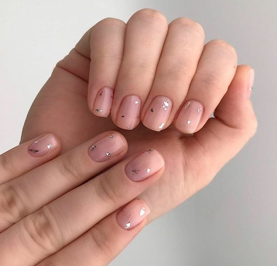 簡易DIY美甲 - 閃爍亮片