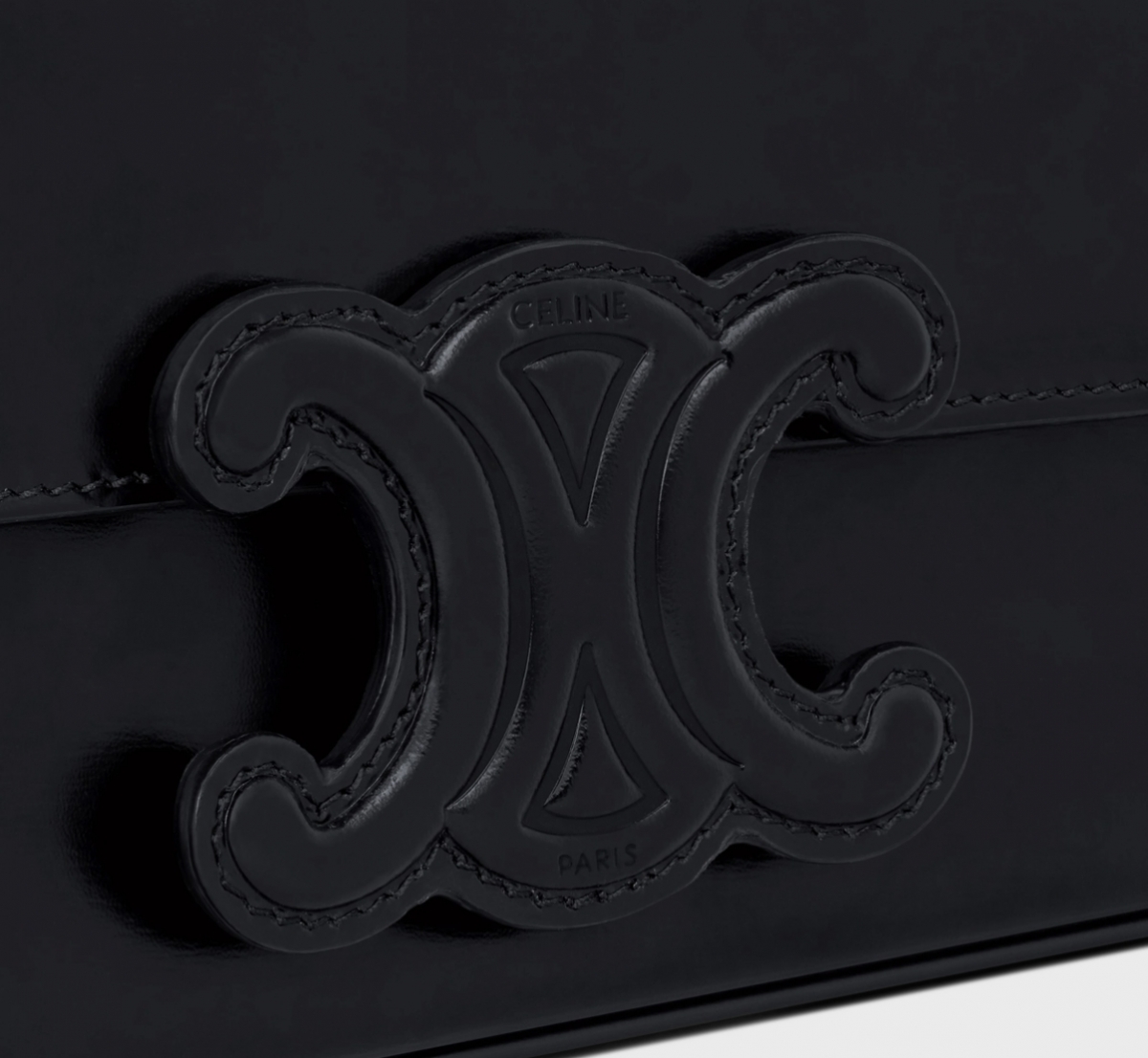 黑色的Cuir Triomphe品牌標誌