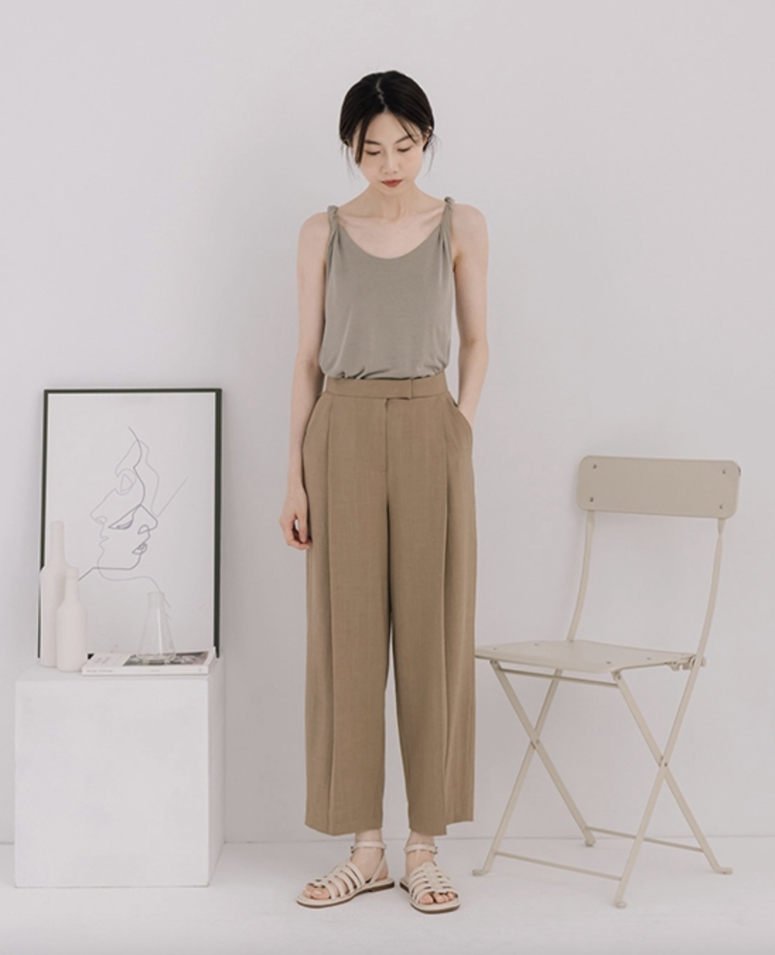 採用魚骨編織的紋理,以及露趾的設計~