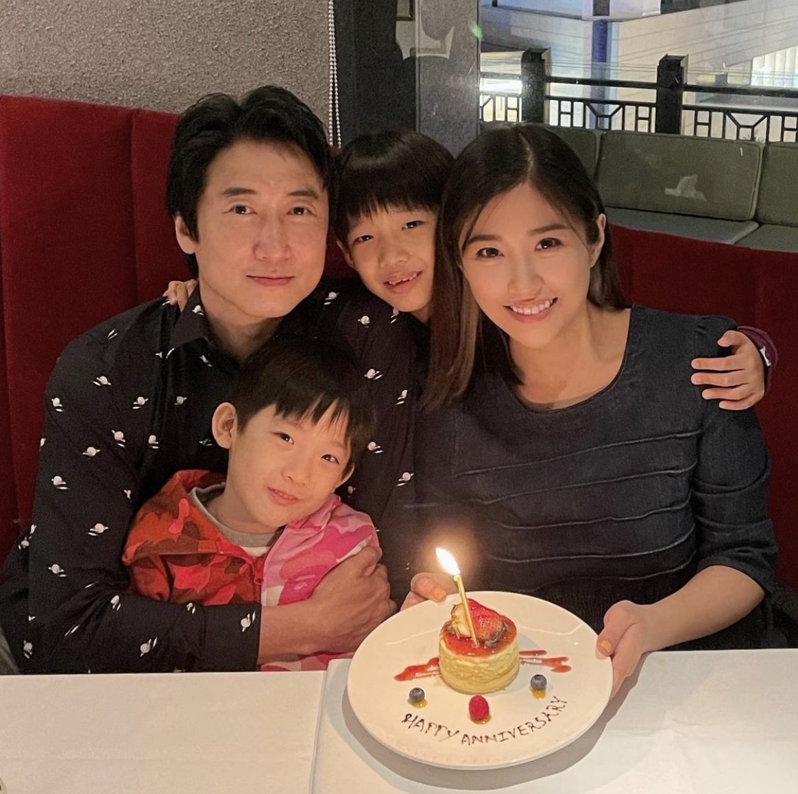 周家蔚力撐老公,在社交平台發文,為老公平反!