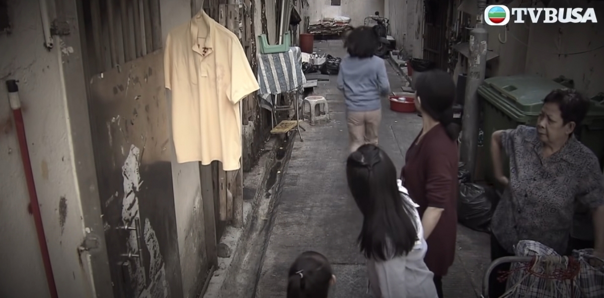 《愛回家》只有背影