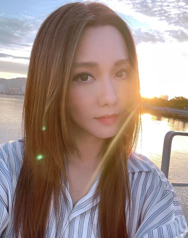 湯洛雯自拍像GEM?