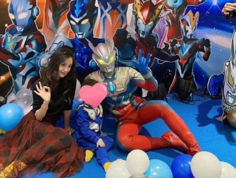 黃曉明不見踪影