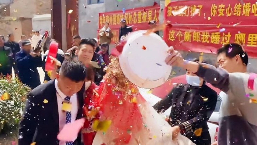 超淡定