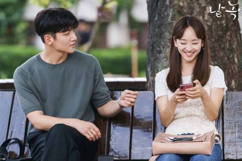 女生的笑容可說是其中一項必殺技!