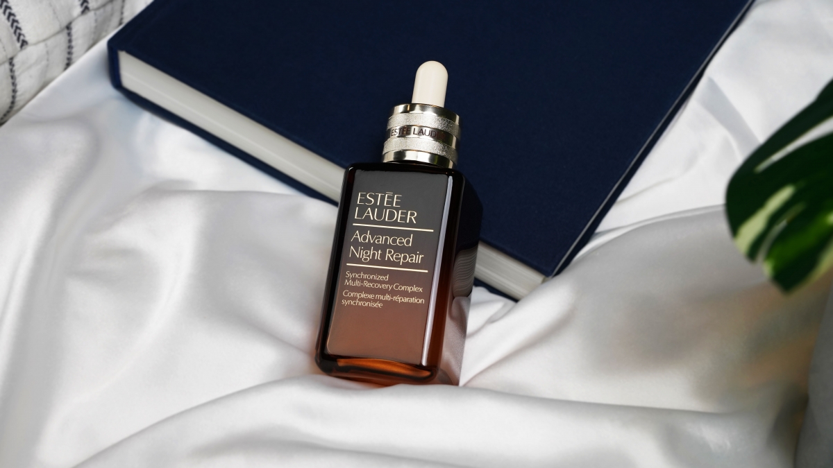 姜濤心中 No.1 Serum 是 Estée Lauder Advanced Night Repair 升級再生基因修復精華。