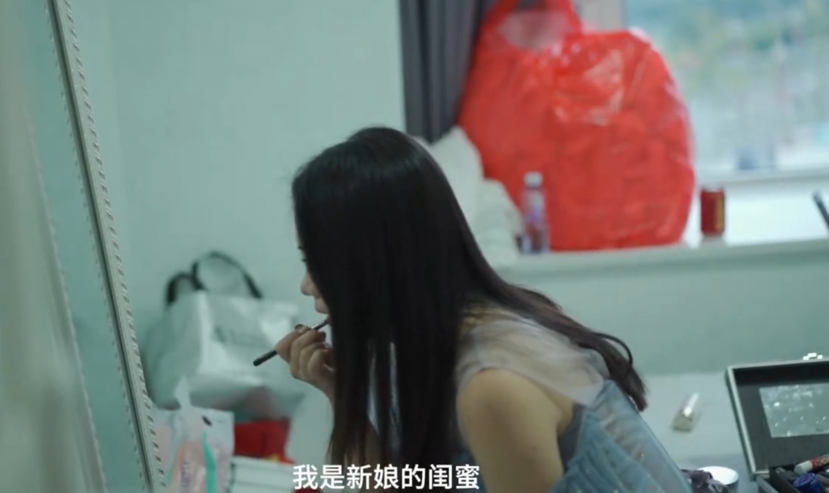 職業伴娘接受訪問