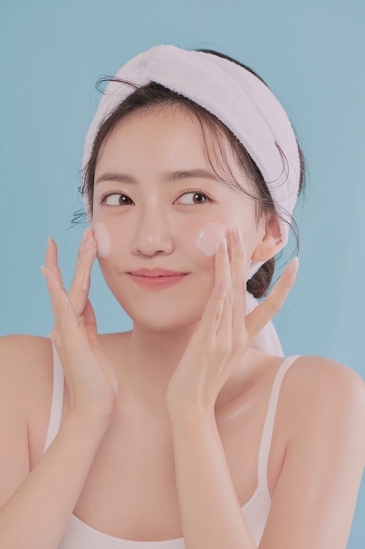 當中的油分亦具有很高的保濕力,可以預防細紋!