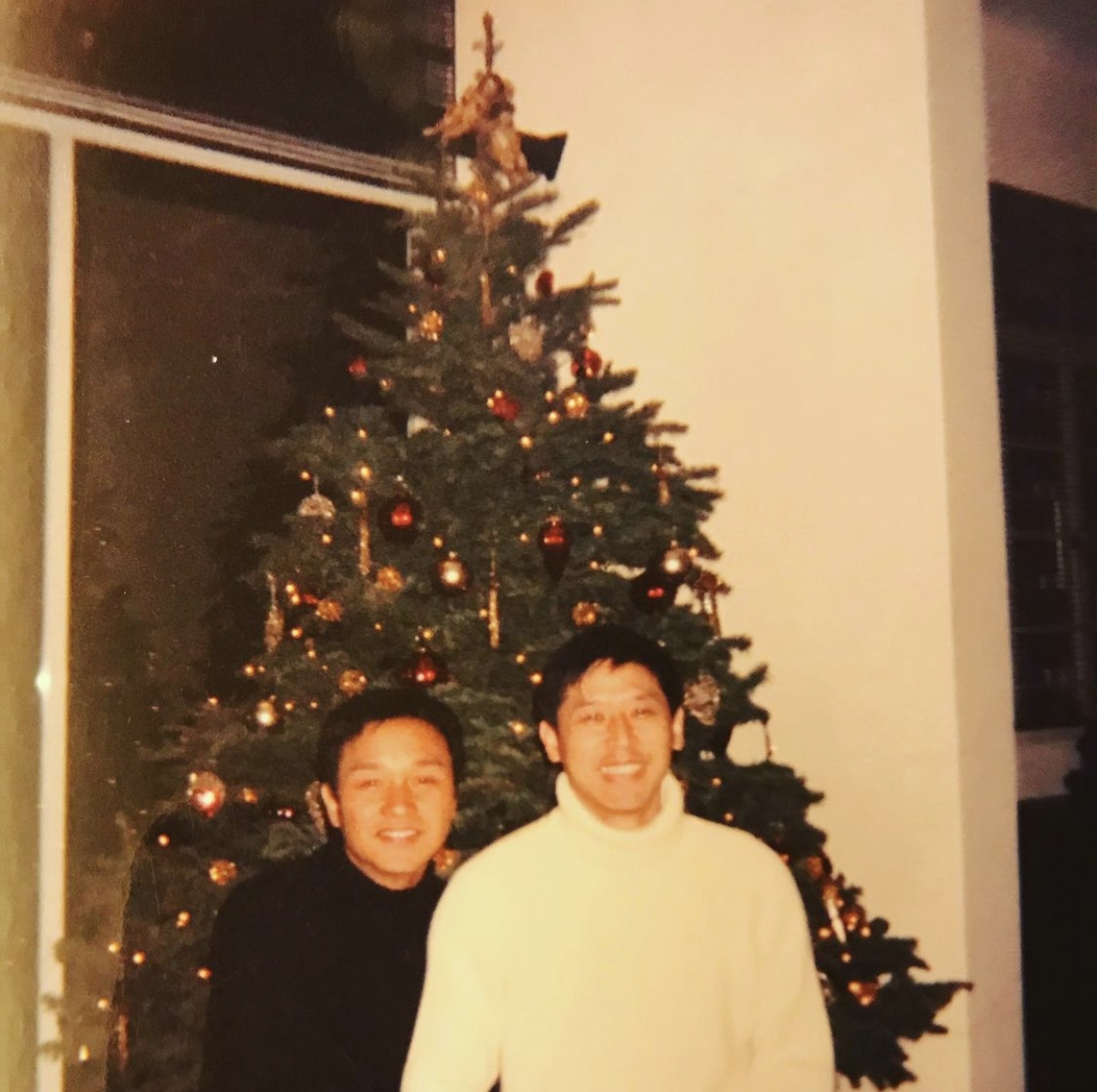 全因哥哥生前最愛聖誕節!