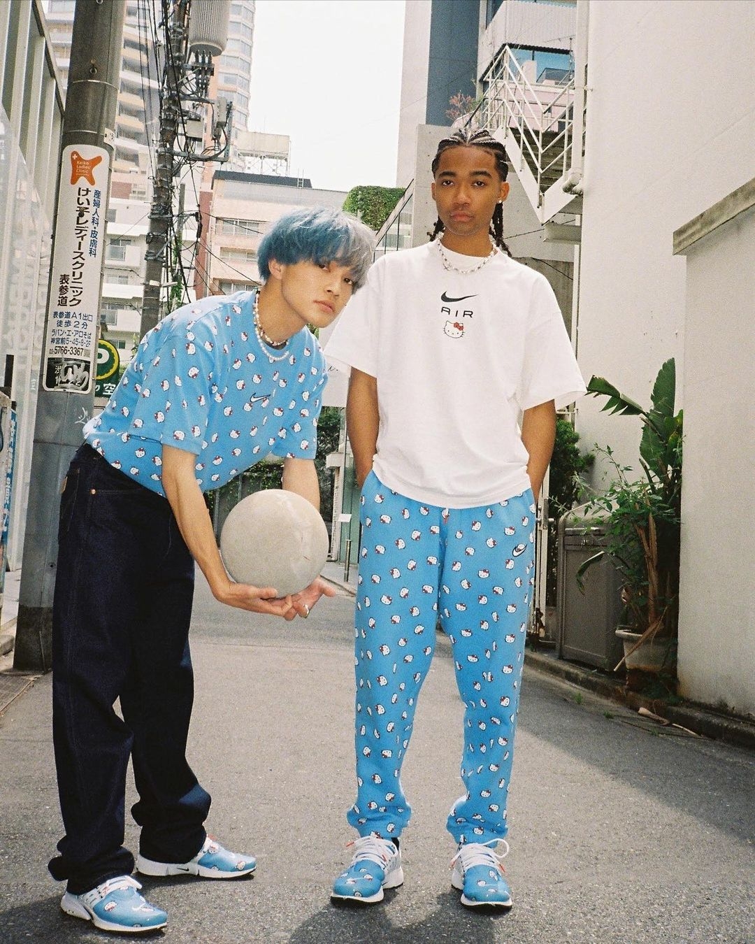 同系列亦有推出其他服裝可選擇。