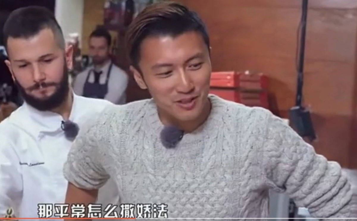 謝霆鋒問阿嬌和阿Sa「那平常怎麼撒嬌法?」