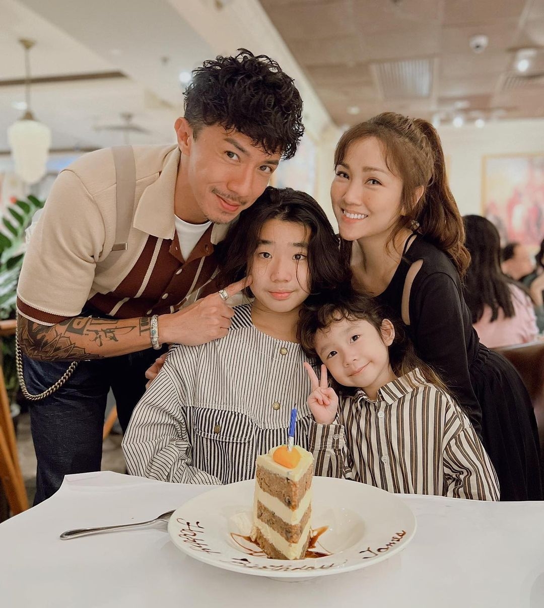 一家四口超幸福~