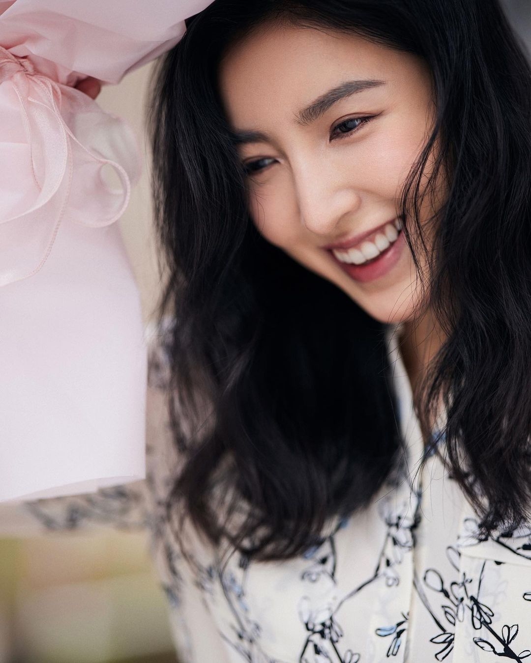 凍齡女神楊謹華，縱使44歲，其美魔女的顏值不輸年輕少艾！