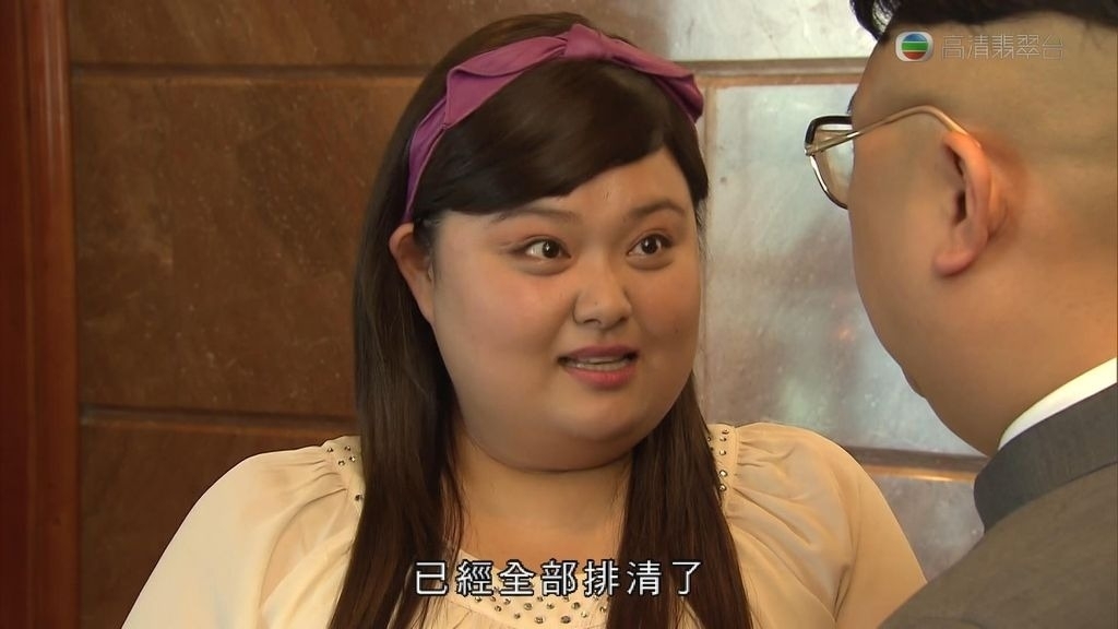 因《老表,你好嘢》中飾演「細細粒」一角而為人熟悉