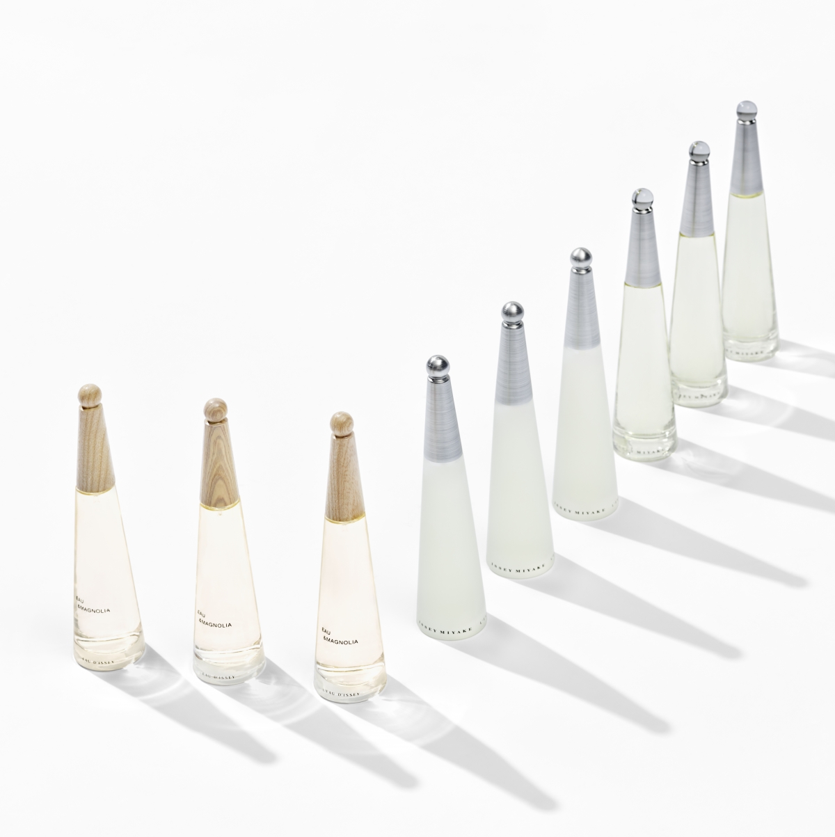 ISSEY MIYAKE Parfums於1992年誕生的L'Eau d'Issey最具代表性,全新男女士淡香氛Les Eaux d'Issey也以此為延伸