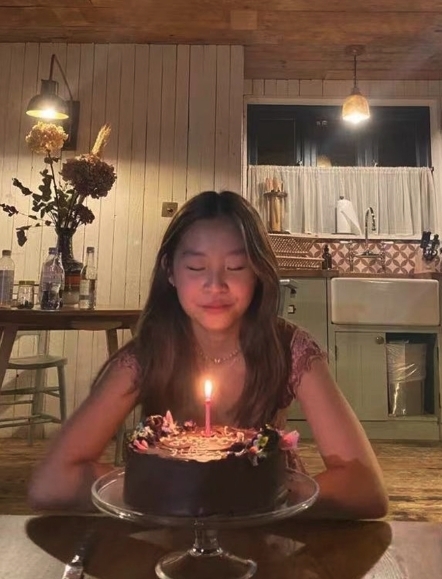 Jillian由細靚到大~