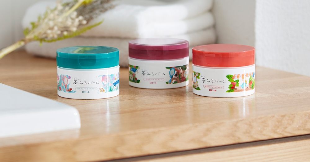 被眾多女生讚譽、人氣極高的夢幻礦物泥卸妝霜系列集1物5用的多功能卸妝功效，據說產品推出不足兩年，系列的累積銷量更已突破100萬瓶！