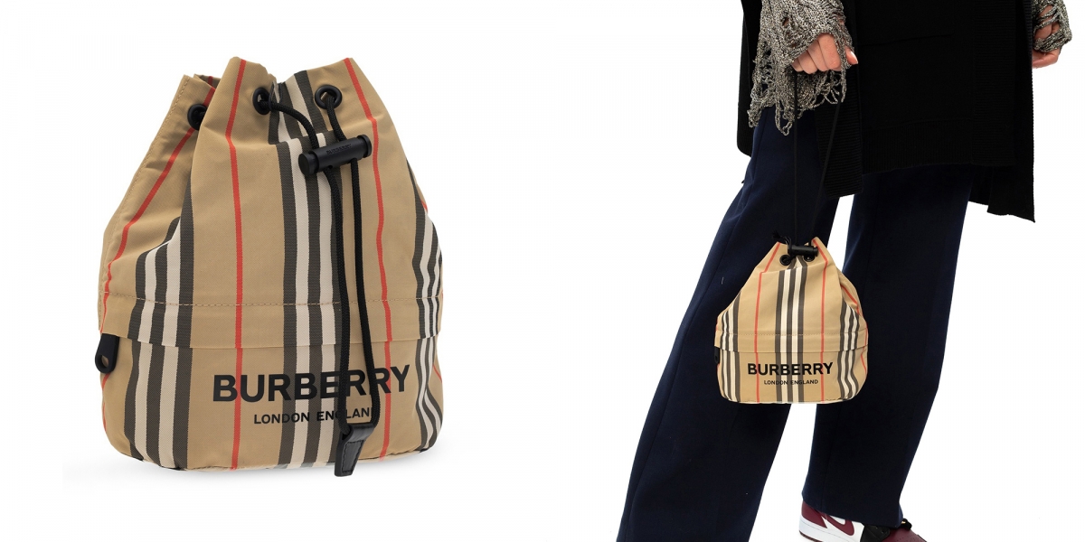 Burberry女士Icon Stripe Econyl® Drawcord手包 (棕色)