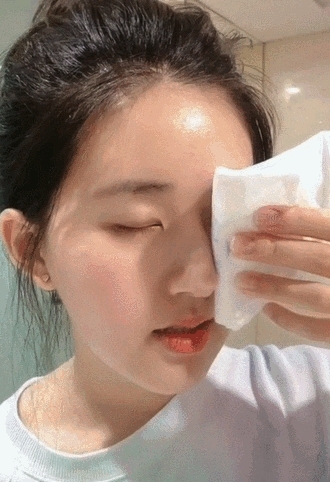 第一步:先冰敷舒緩