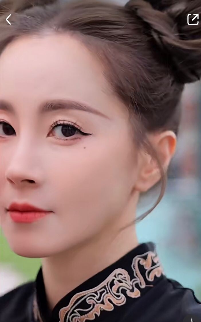 傅穎在的樣子再度成為網民焦點