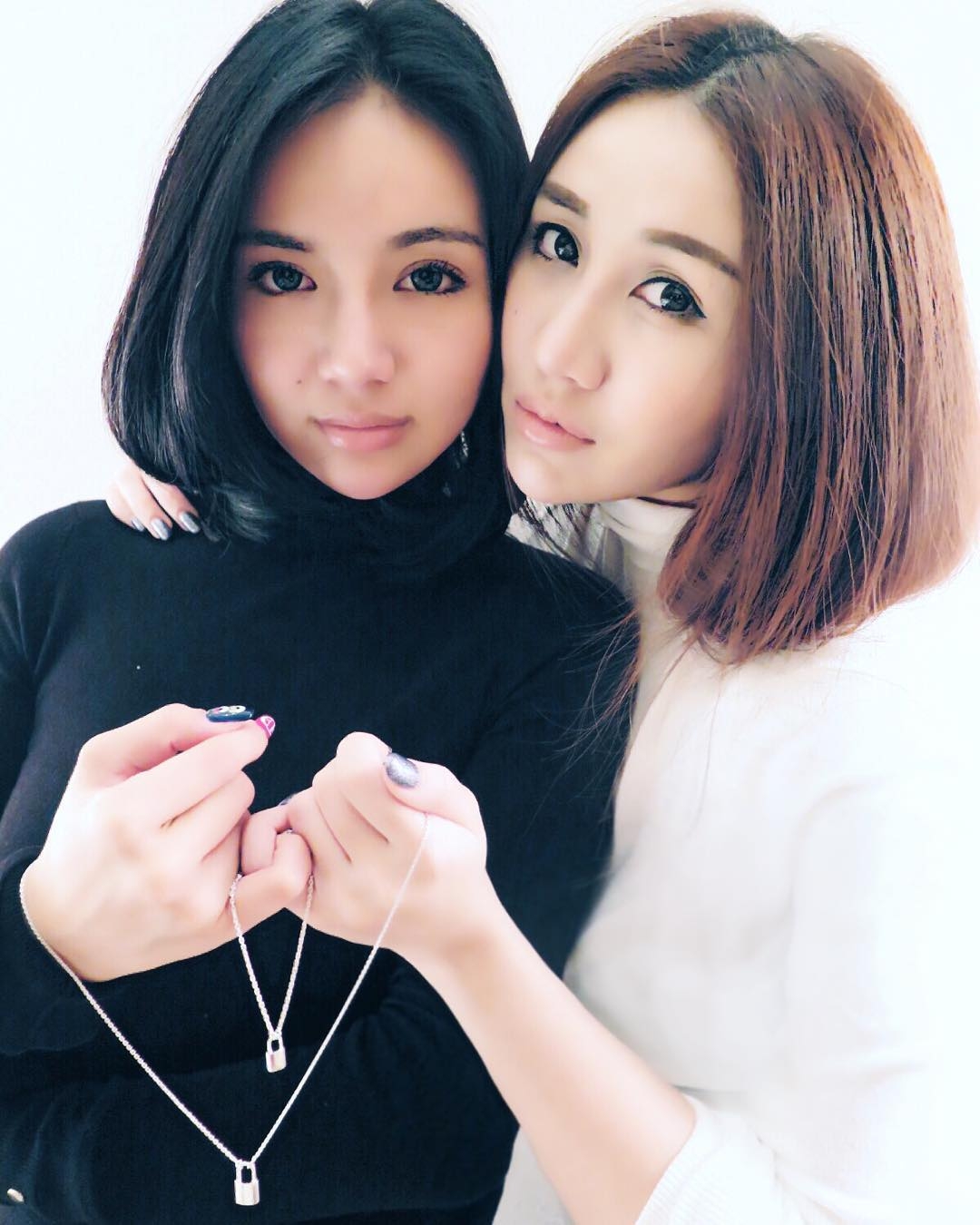 四房長女:何超盈
