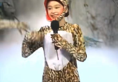 12歲的王心凌表演客家民謠《蛤蟆歌》