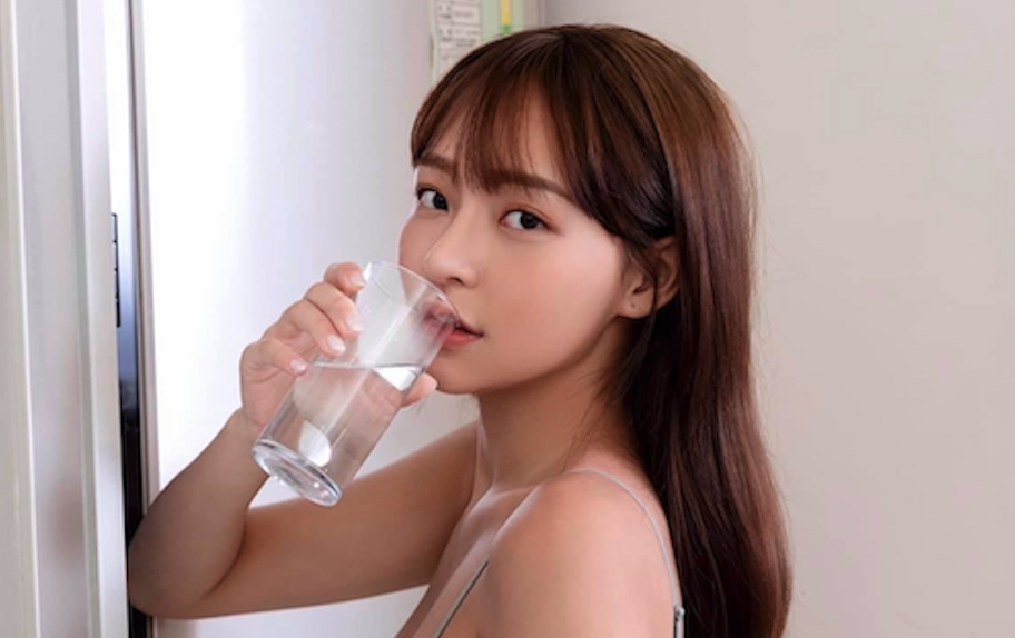 每天喝2000毫升以上的水
