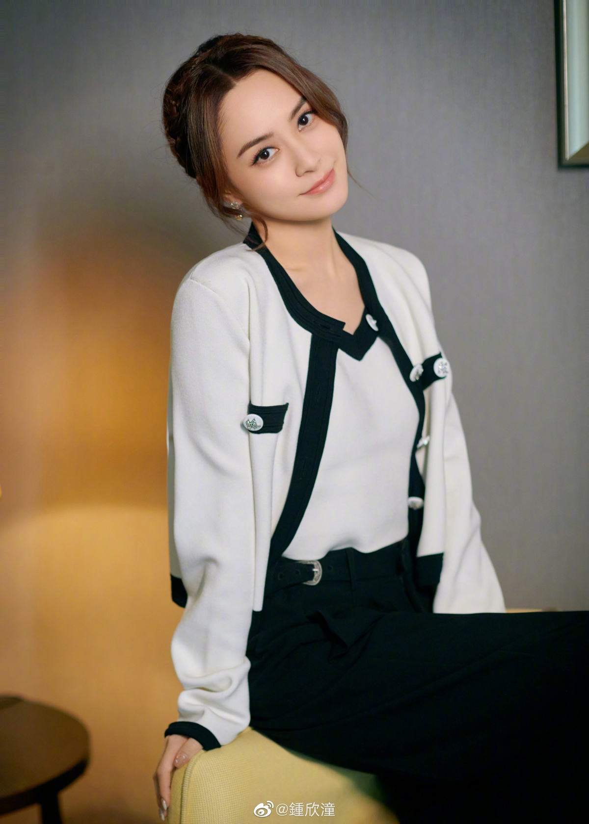 不少網民發現阿嬌又瘦回顏值巔峰