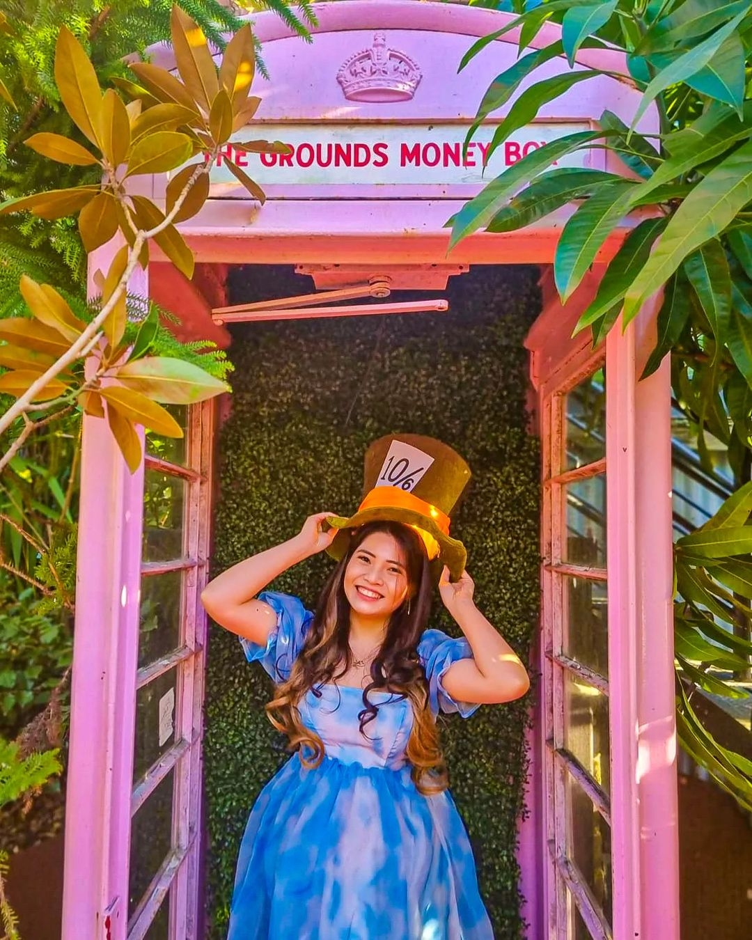 大家都會趁機精心打扮一下，化身成「一日Alice」～ 