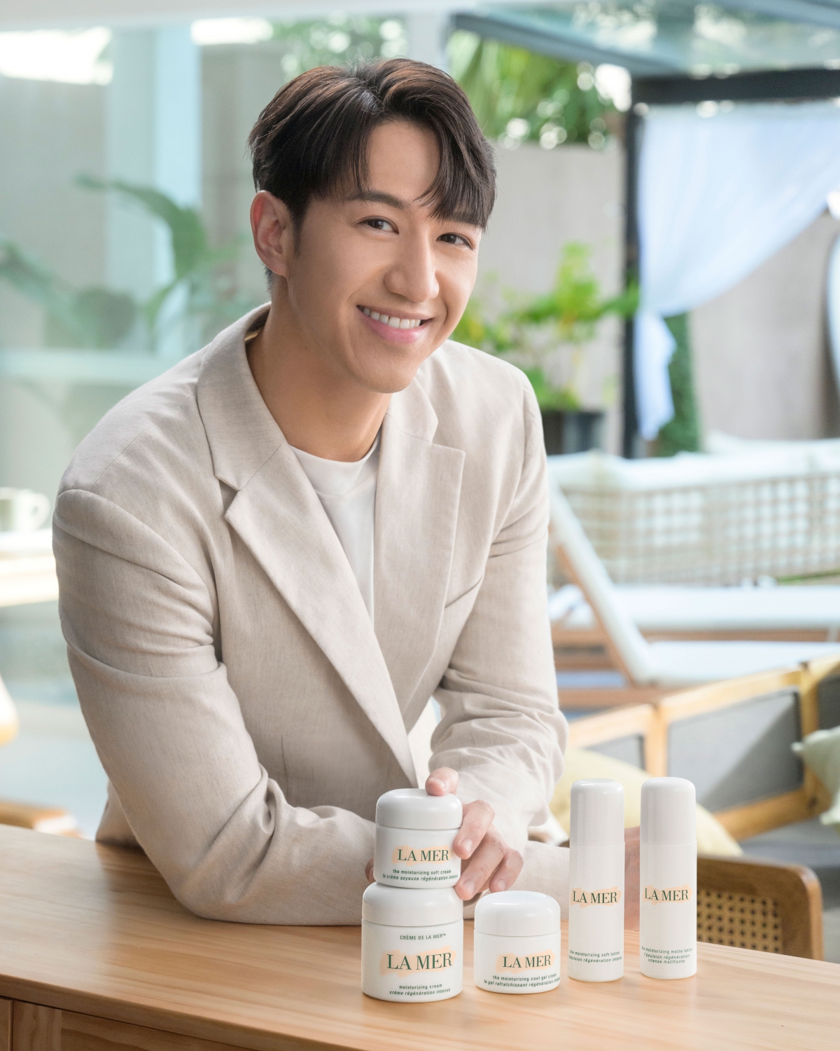 Jay Fung 特別鍾情 The Moisturizing Soft Cream 精華柔潤乳霜及 The Moisturizing Cool Gel Cream 清涼啫喱面霜