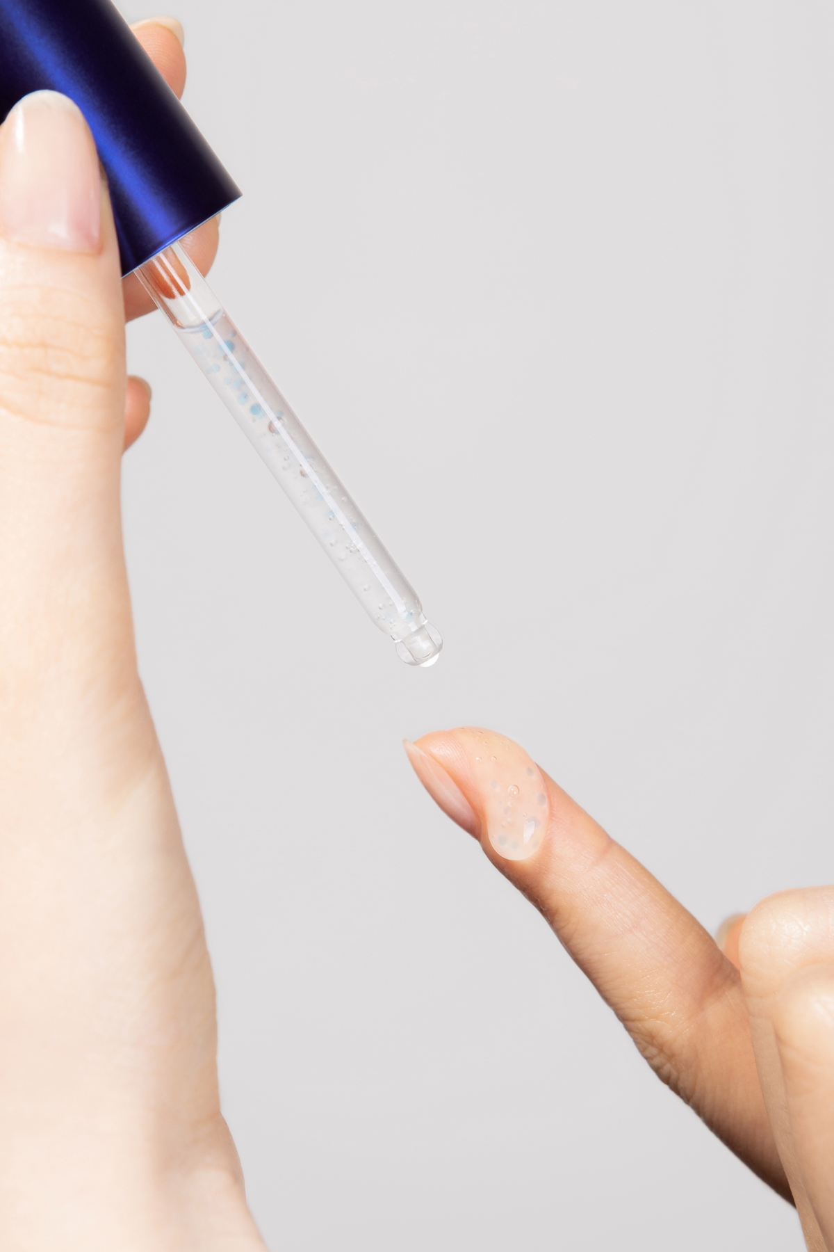 AHC B5醫美級神搭配肌底液含有10種「微生態」肌膚平衡成分