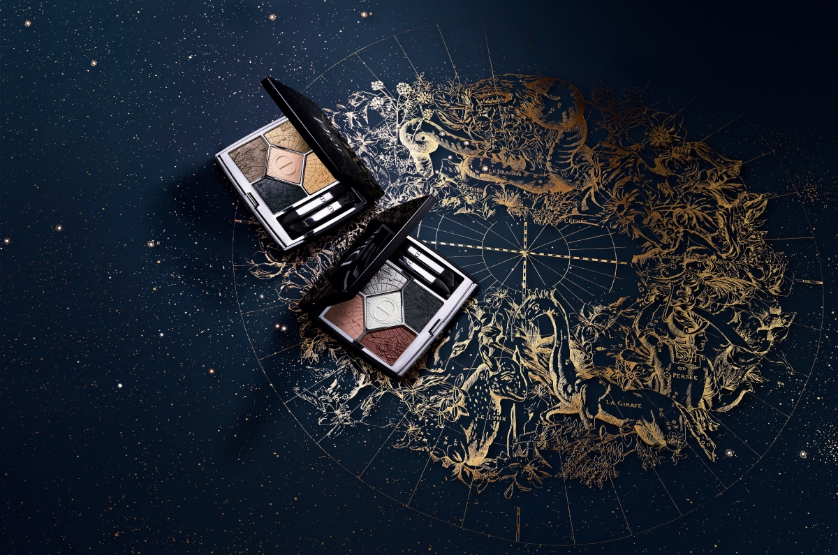 高級訂製五色眼影，包括：#359 Cosmic Eyes、#589 Galactic。