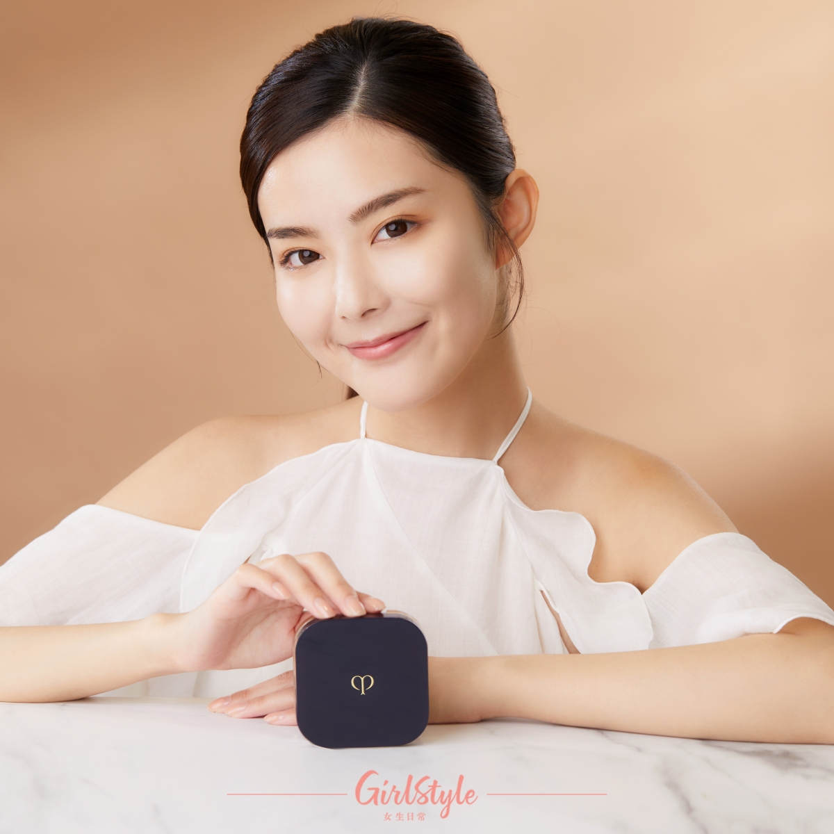 口罩下完美持妝8小時,24小時持久保濕!