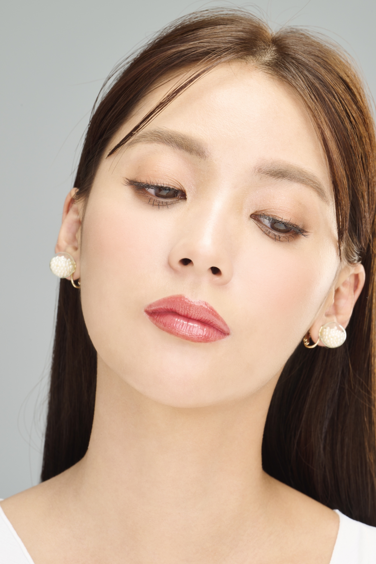 暖陽橙（RD-02）只搽一層已經可以透出血色感～