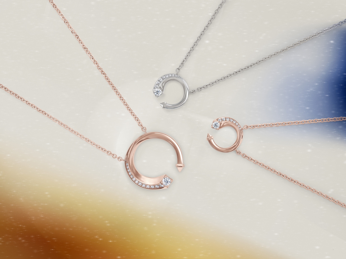 (左至右) Forevermark Avaanti 18K 玫瑰金鑽石頸鍊 HK$13,300 起、Forevermark Avaanti 18K 白金鑽石頸鍊(迷你版)HK$10,700 起、Forevermark Avaanti 18K 玫瑰金鑽石頸鍊(迷你版)HK$10,700 起