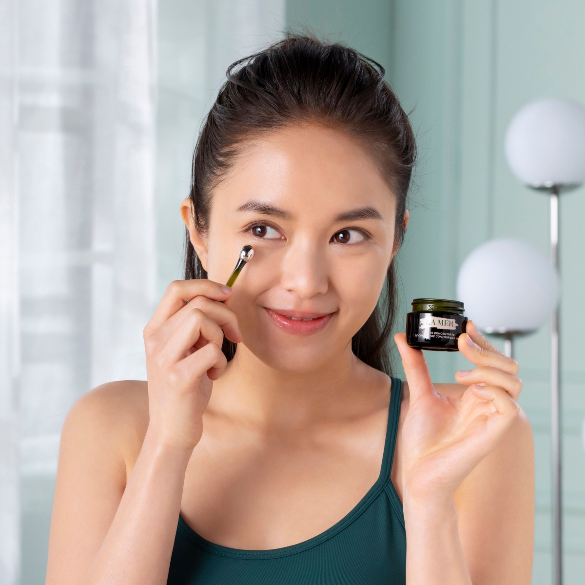 眼霜推薦2021-眼睛,真是最容易洩露女生年齡秘密的五官,所以護理雙眼絕不可懶!不少女生在晚上都想好好享受自己的 Me Time