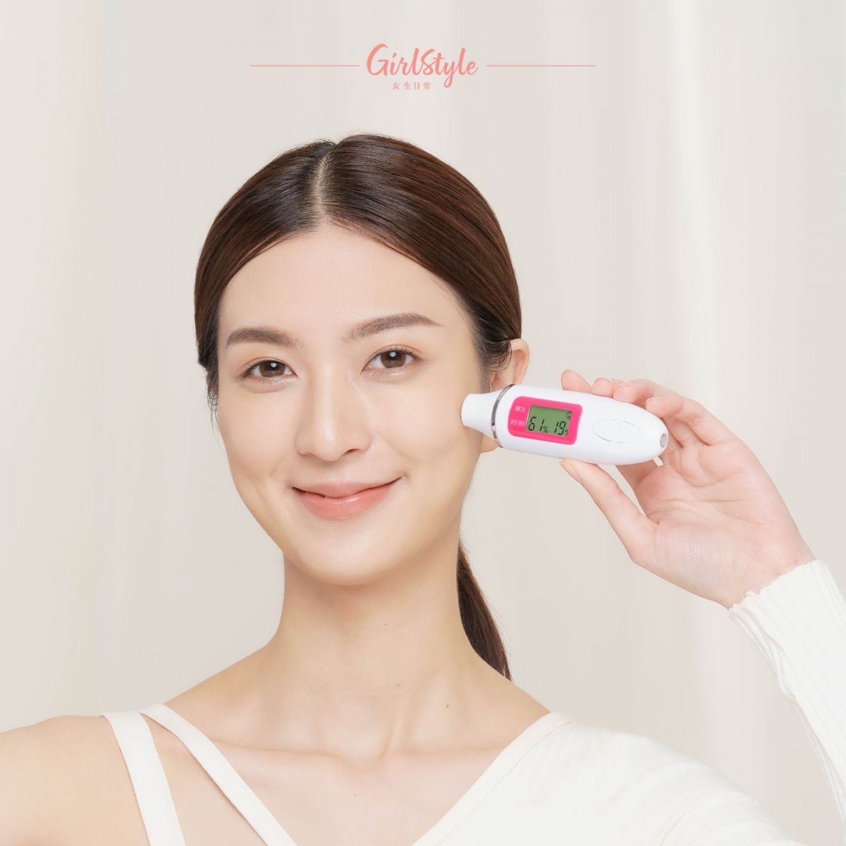 使用黃金3管精華後,補濕力令人眼前一亮!缺水疲累的肌膚即時Reboot,立即水潤Level Up!
