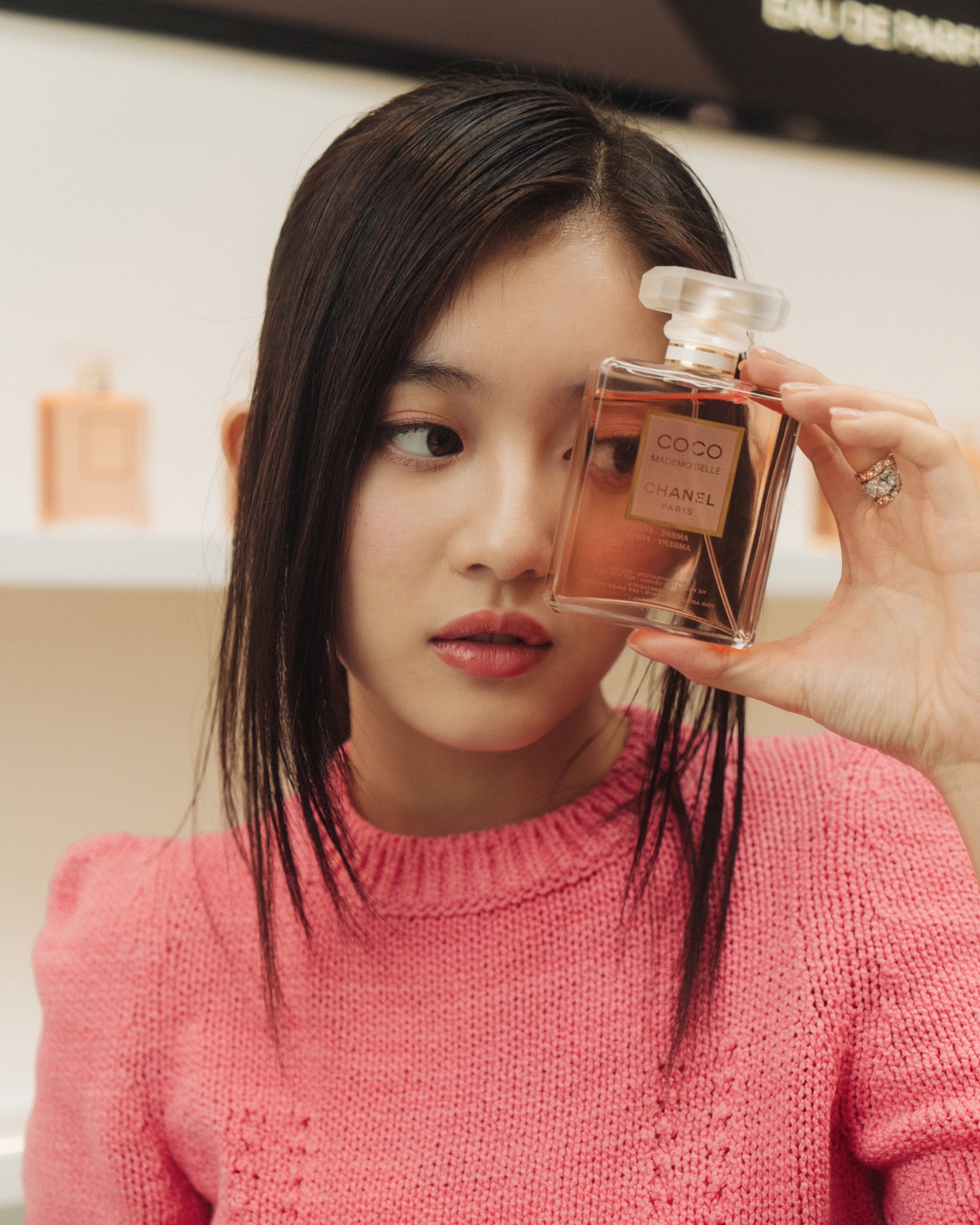 Coco Mademoiselle Eau De Parfum Spray清新感性的香氣令Hazel秒傾心。