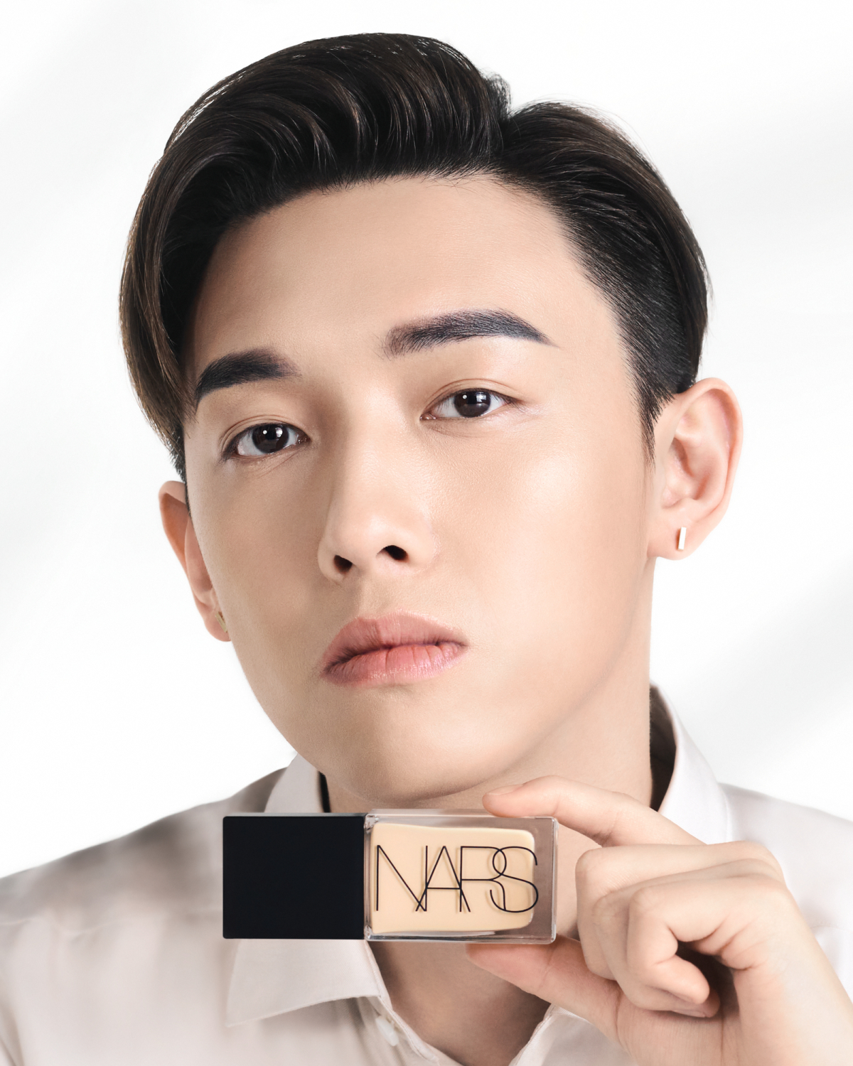 香港人氣歌手MC張天賦大推NARS底妝神器！