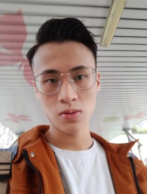 大學時期的Venus