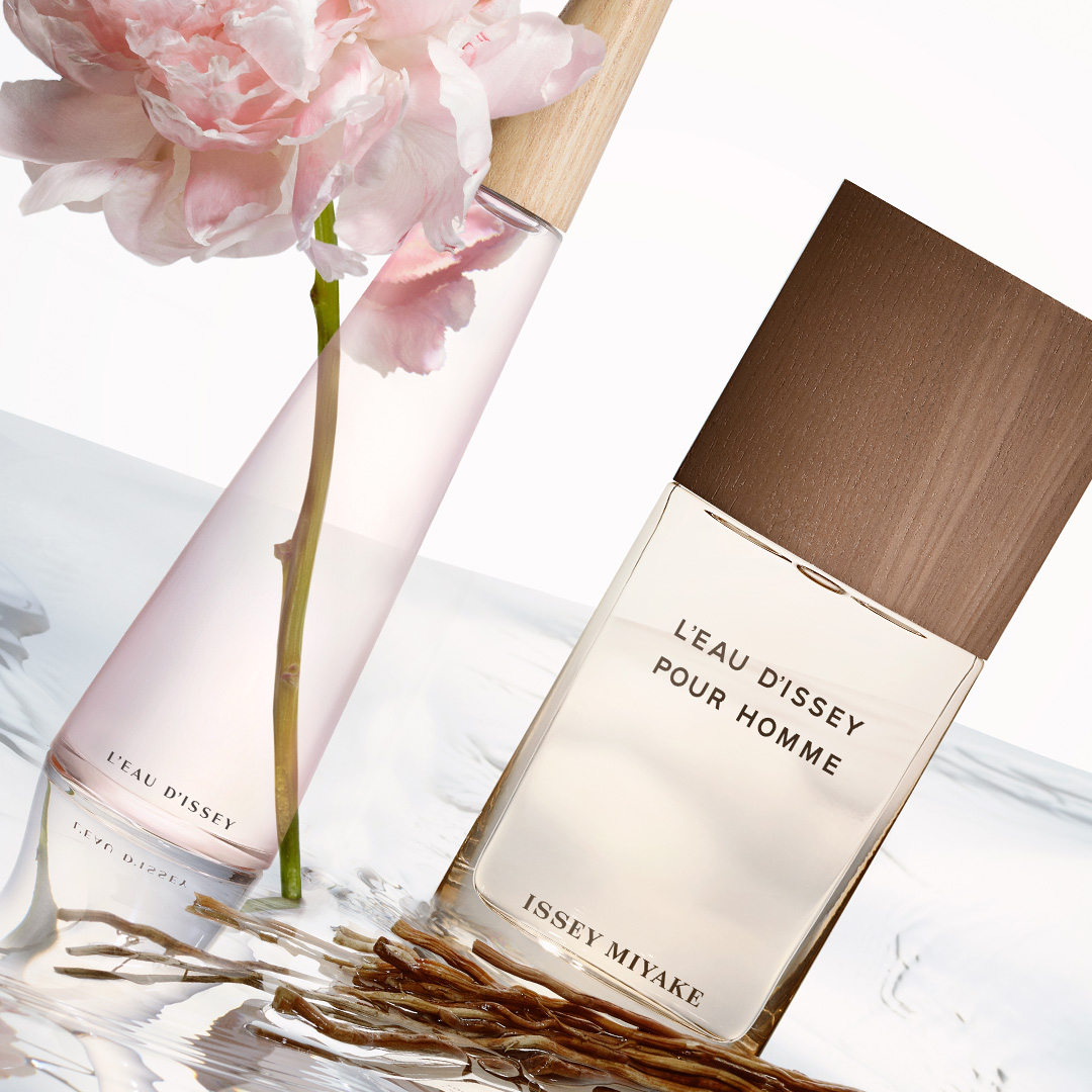 全新L’Eau d’Issey Pivoine（左）和L’Eau d’Issey pour Homme Vétiver（右）