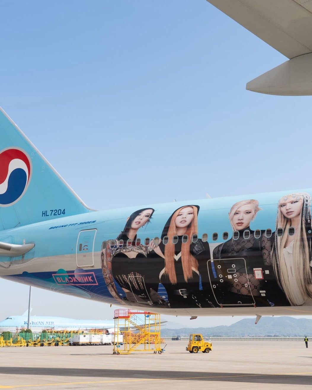 BLACKPINK專屬包機內部曝光豪華過酒店？飛30小時費用逾500萬，有梳化、臥室同淋浴間！