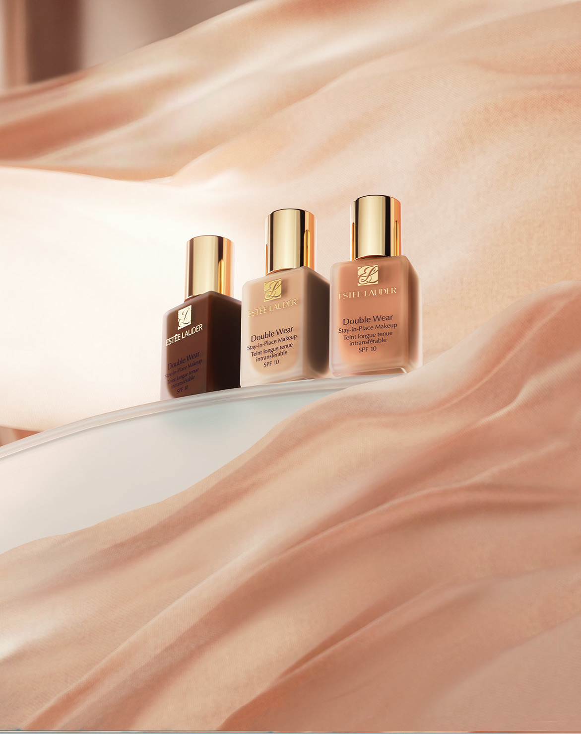 Double Wear Stay-in-Place Makeup SPF 10/PA++ 持久防曬粉底 HK$435/30ml