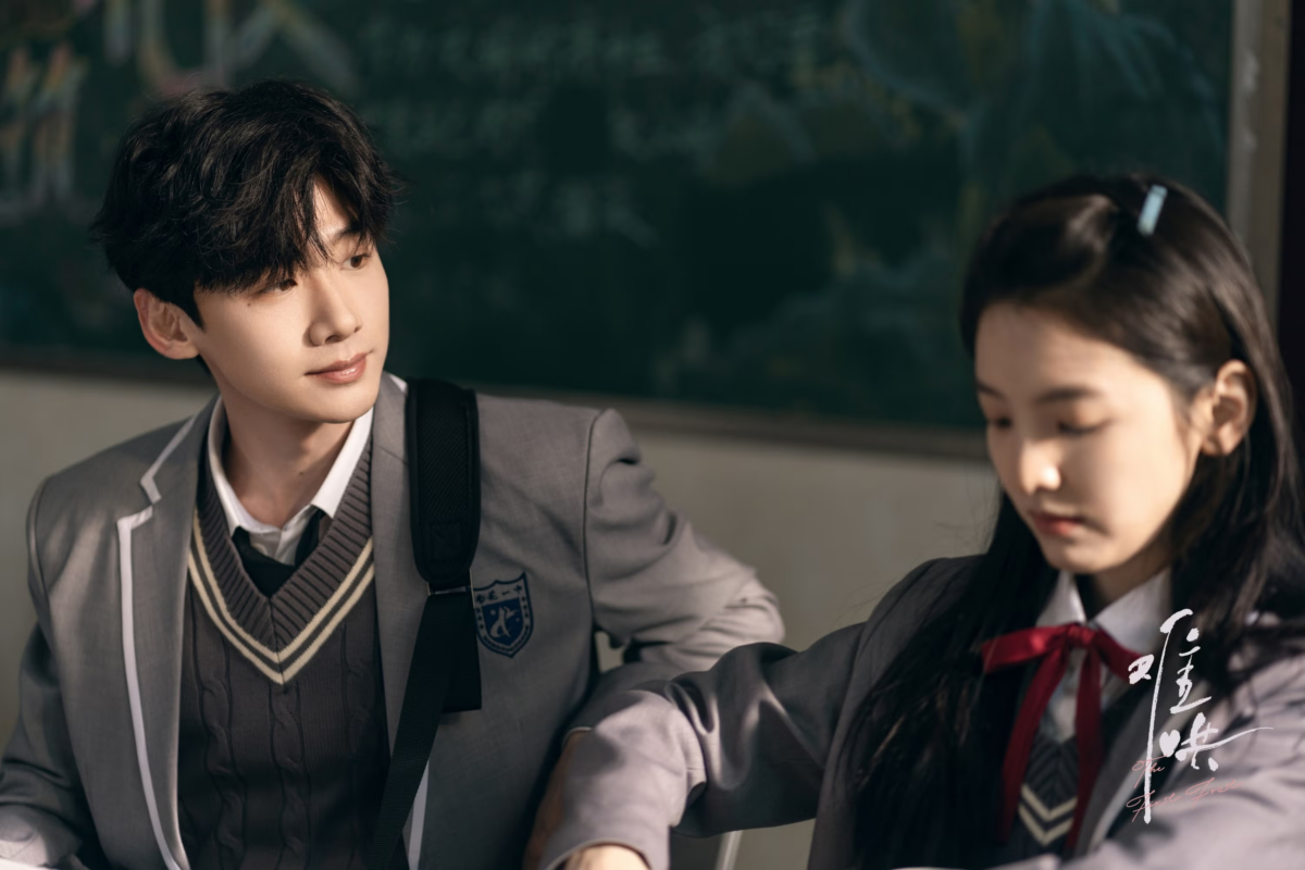 想知道對方是否暗戀你，重點不是聽他說了什麼，而是看他是否在聯絡、聊天、相處和關心上，長期對你明顯比對別人更特別。