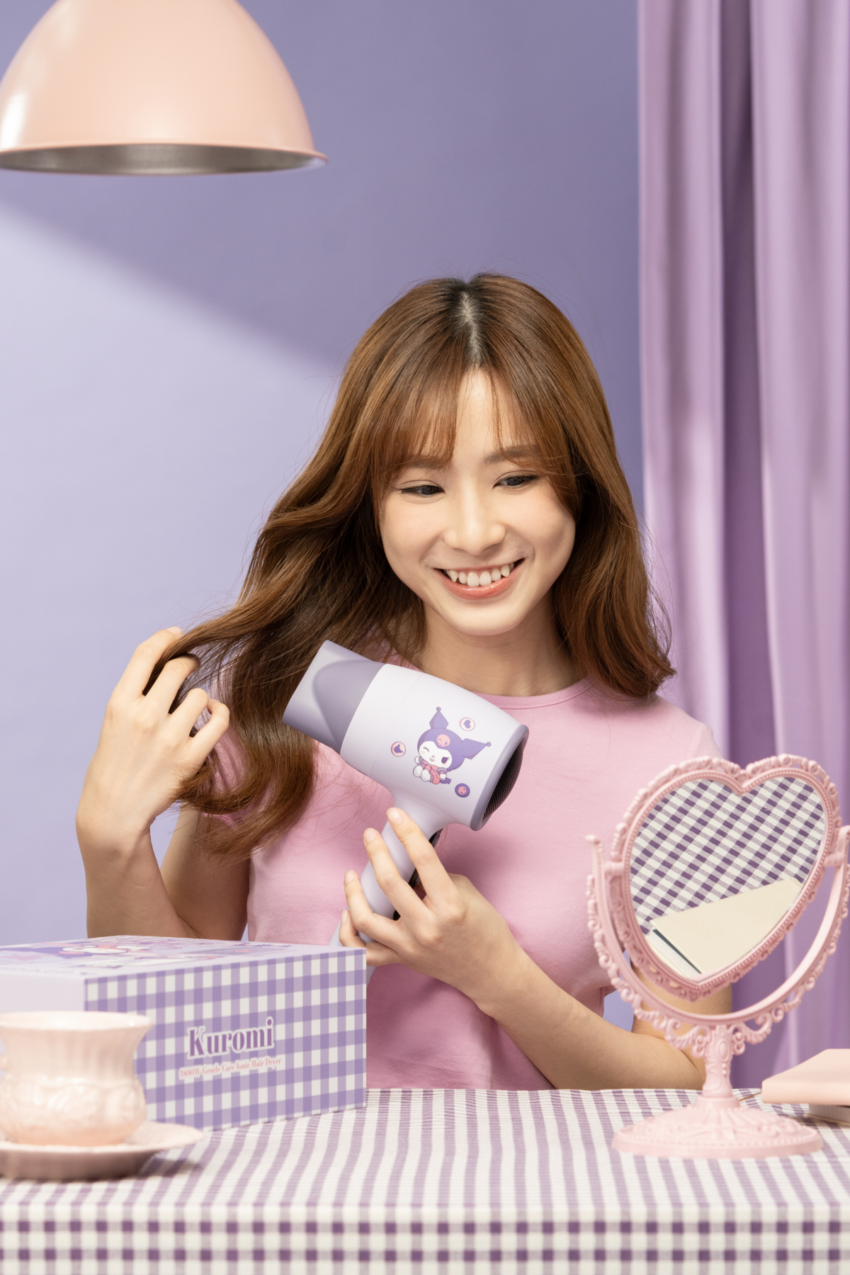 具備4種吹風模式，不論是快速吹乾、冷熱風順滑頭髮抑或固定造型都一樣Perfect！